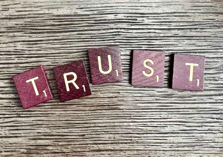 Доверяете ли вы людям?